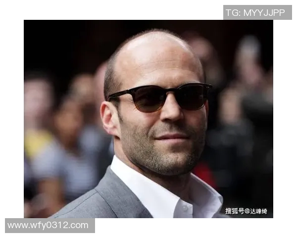 足球巨星背后的奋斗与荣耀：他们如何书写属于自己的传奇人生